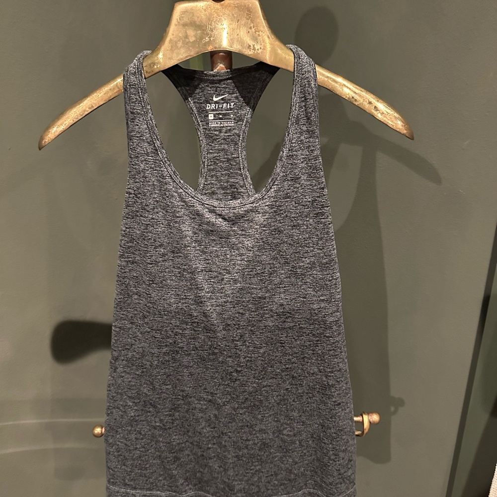 Nike Heathered Gray Women's Tank Top
